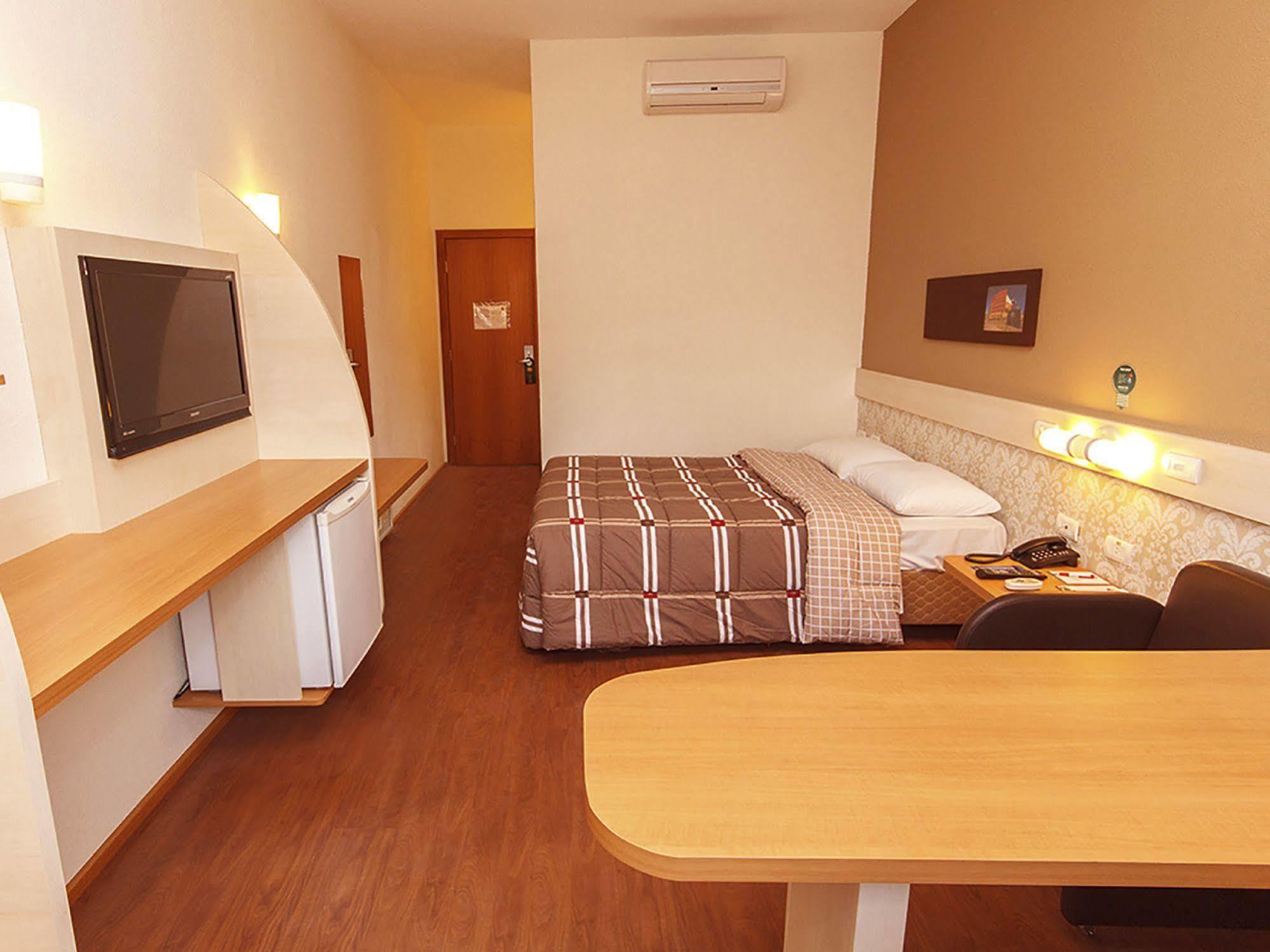 Hotel 10 Ponta Grossa Ponta Grossa  Dış mekan fotoğraf