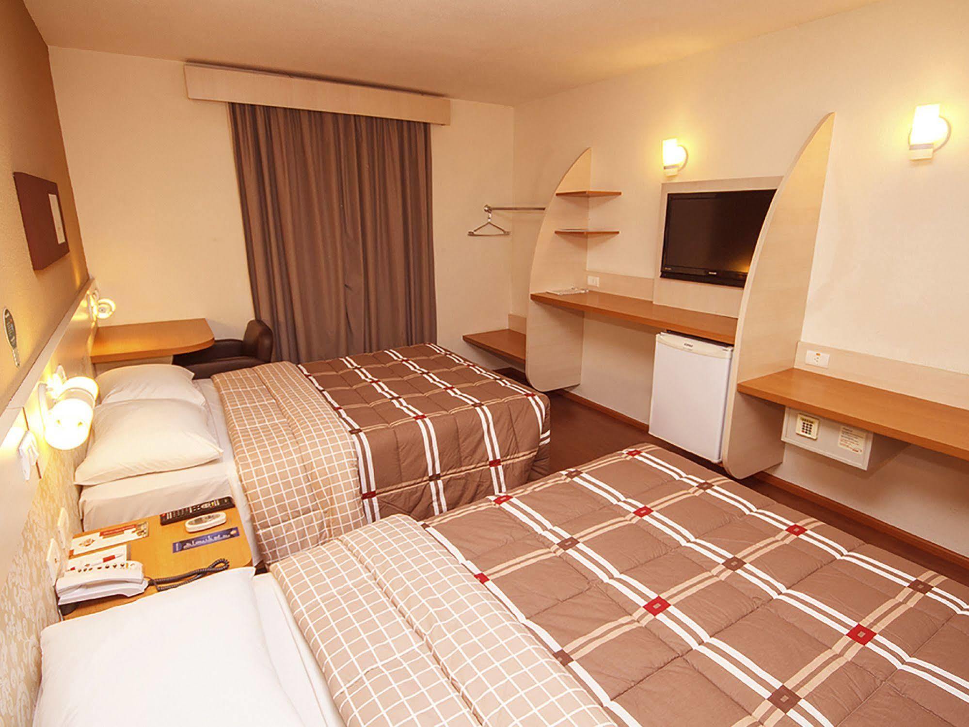 Hotel 10 Ponta Grossa Ponta Grossa  Dış mekan fotoğraf